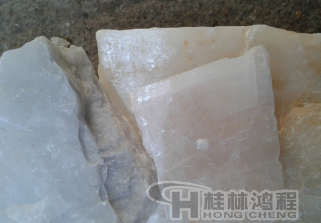 長(zhǎng)石，長(zhǎng)石粉，長(zhǎng)石的用途